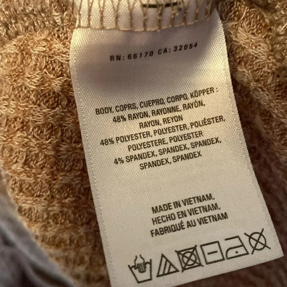 Anthropologie Akemi + Kin women’s medium top - brown - waffle knitted pattern - Picture 3 of 5